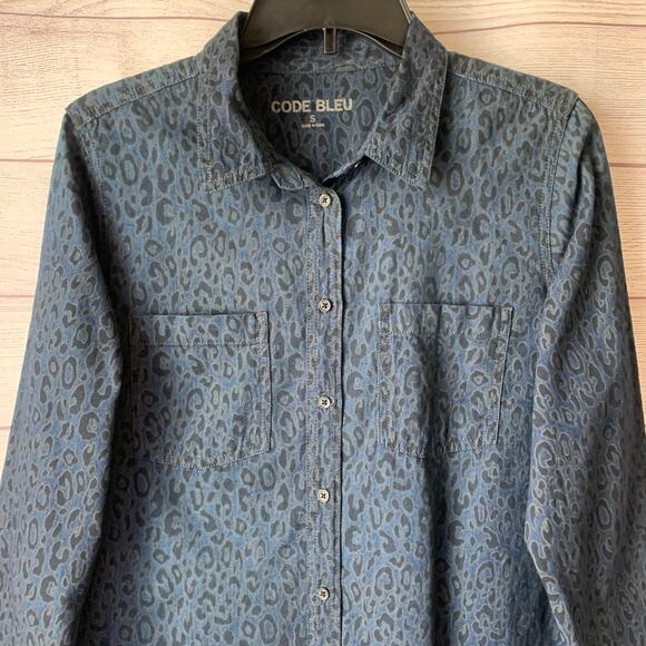 Code Bleu Long Sleeve Button Up Shirt Leopard Animal Print Pockets Size Small - Picture 3 of 10
